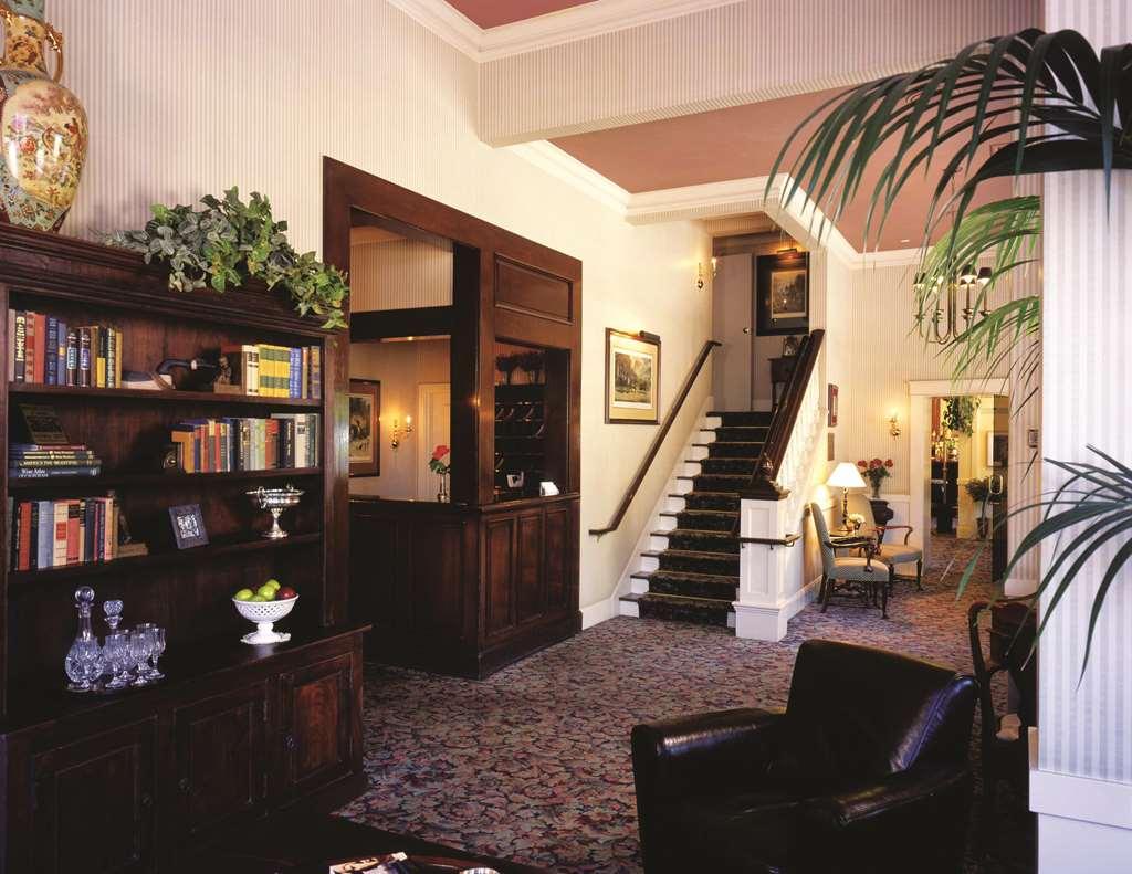 호텔 라 로즈 산타 로사 내부 사진